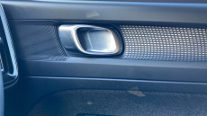 Volvo Xc40 1.5 T3 [163] R DESIGN 5dr Geartronic Petrol Estate